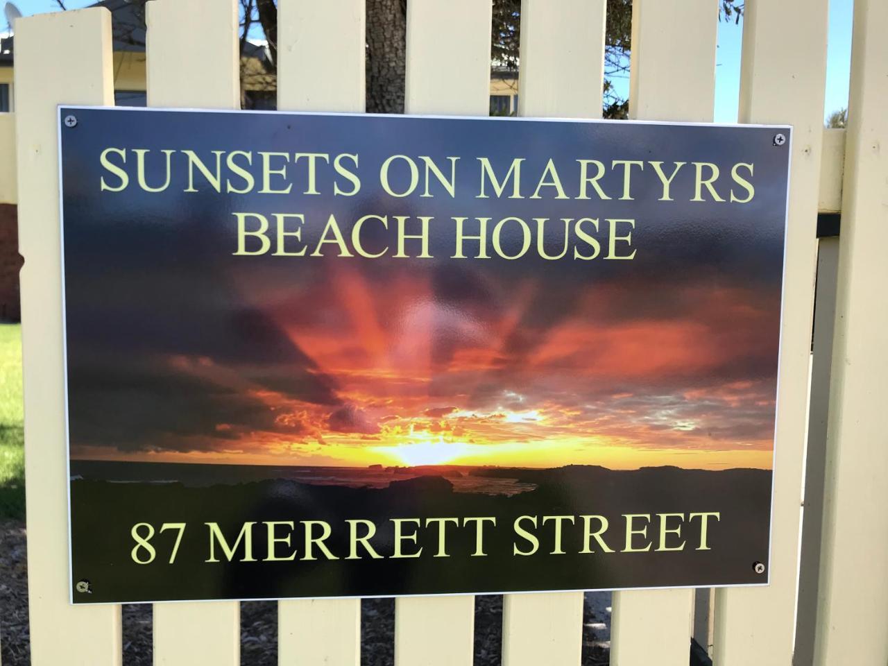 Sunsets On Martyrs Coastal Luxury Beach House פטרבורו מראה חיצוני תמונה